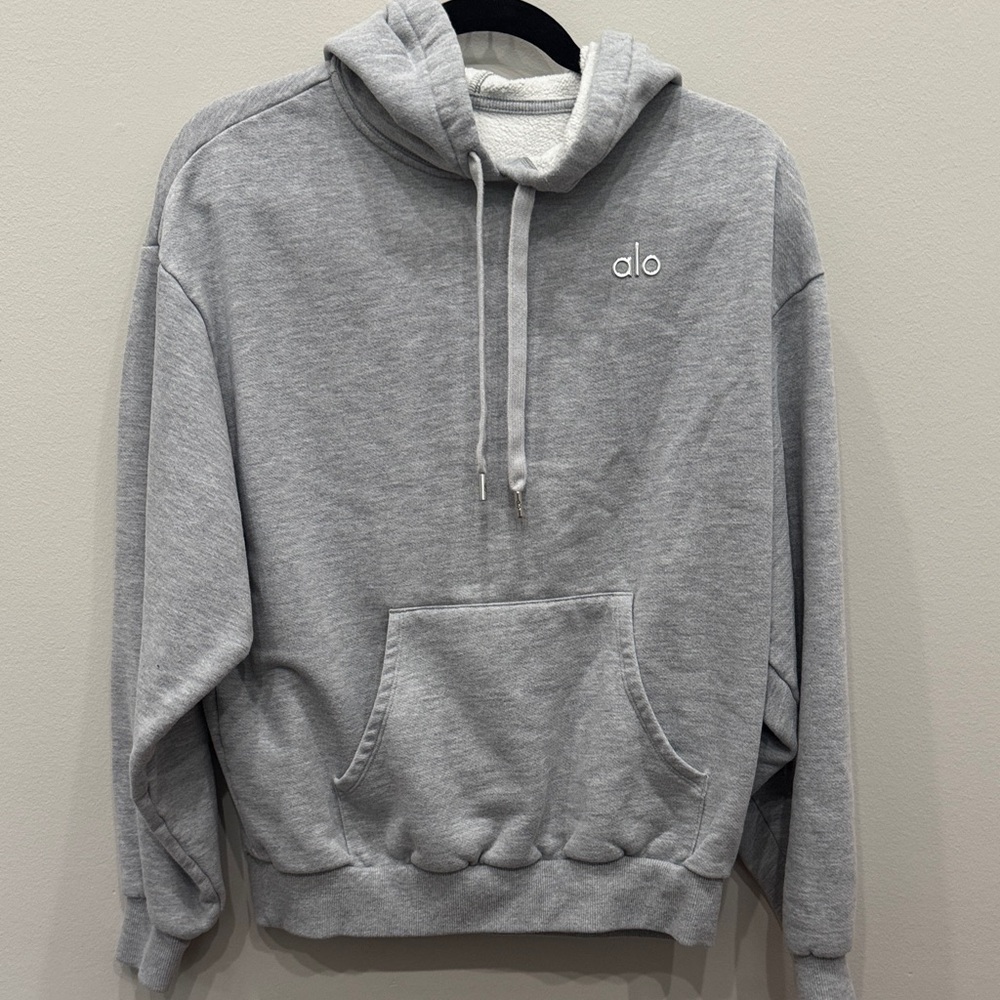 ALO Yoga Men's Light Gray Hoodie